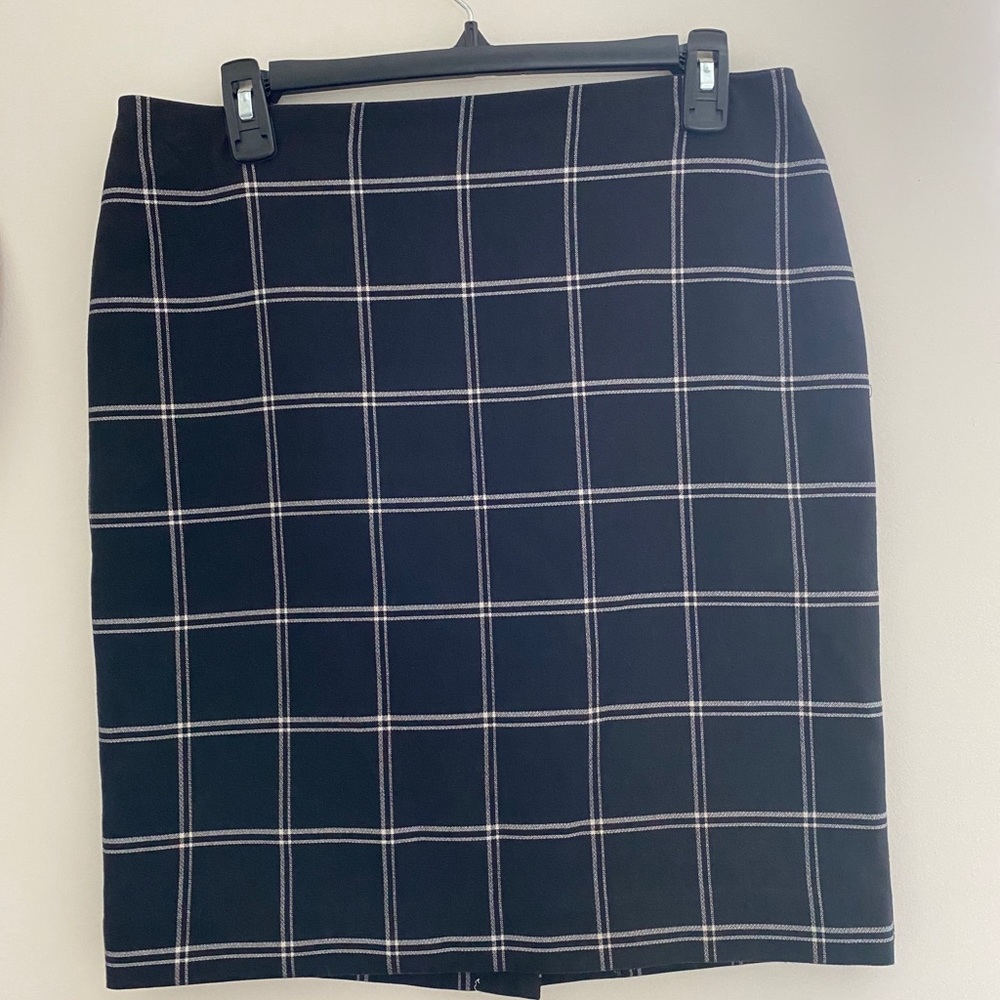 Ann Taylor Petite Plaid skirt